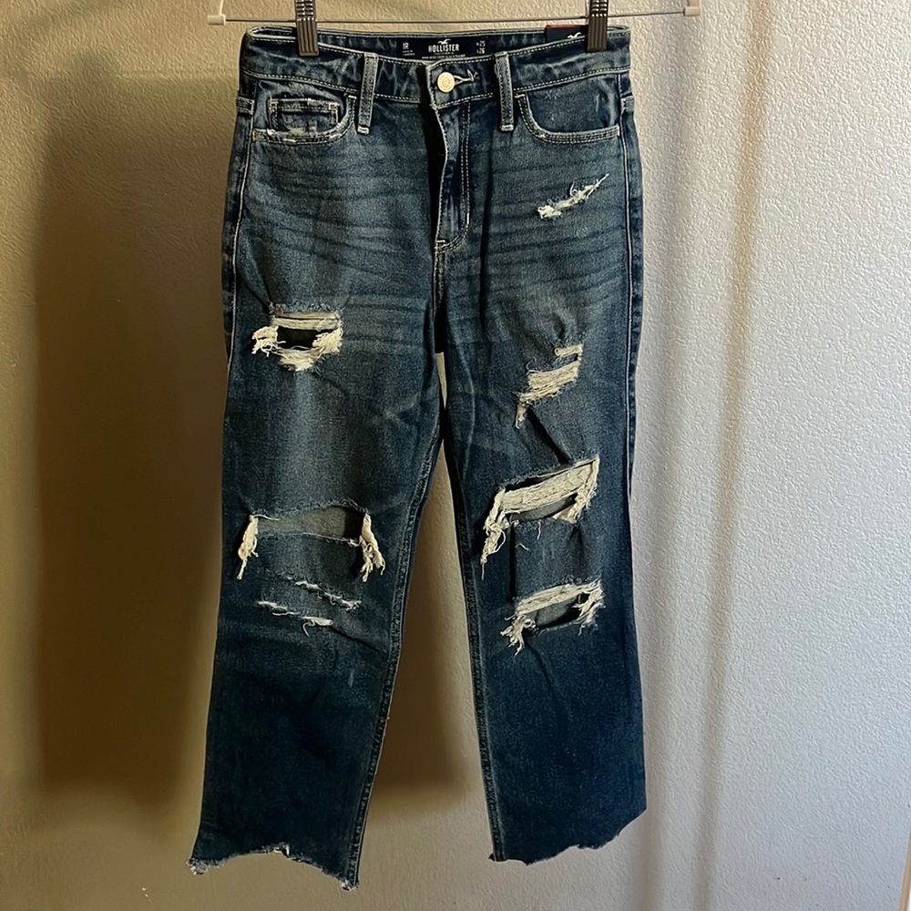NWT Hollister High Rise Crop Slim Straight